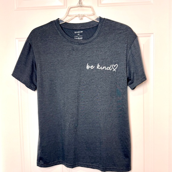 Ladies "Be Kind" Tee Shirt, size XS  EUC - Picture 1 of 3